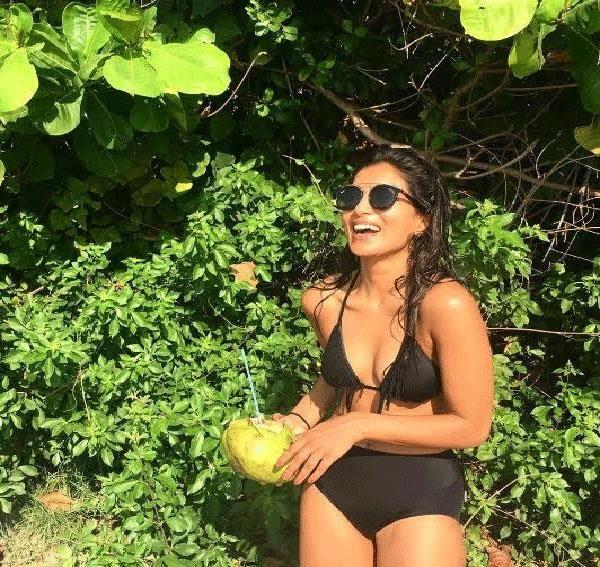 Actress Pallavi Sharda Shares HOTTEST Bikini On Instagram