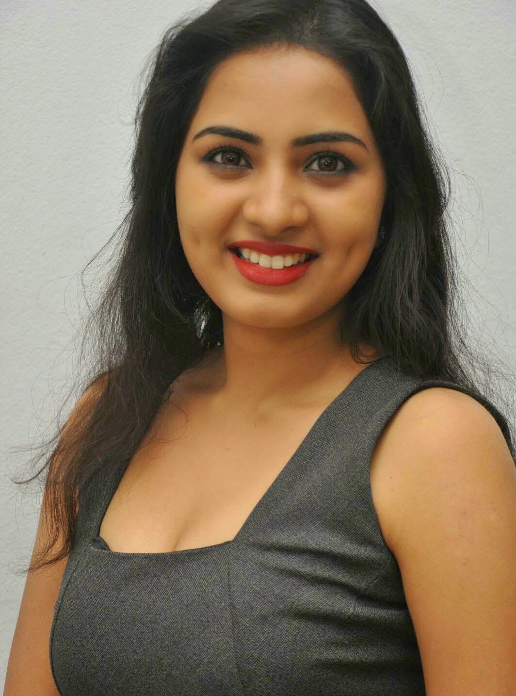 Actress Srushti Dange Hot Spicy Pictures