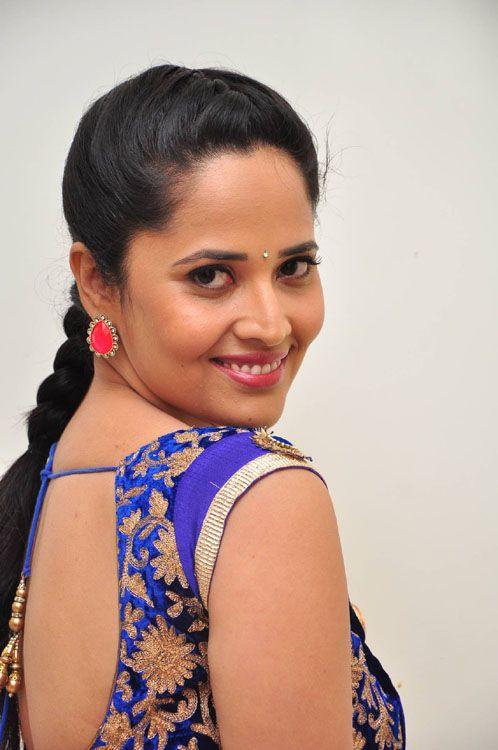 Anchor Anasuya Looking Hot and Sexy Pictures