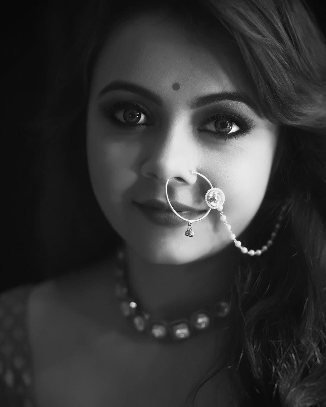 Devoleena Bhattacharjee aka Gopi Bahu Images Bold & Hot Pics Wallpapers