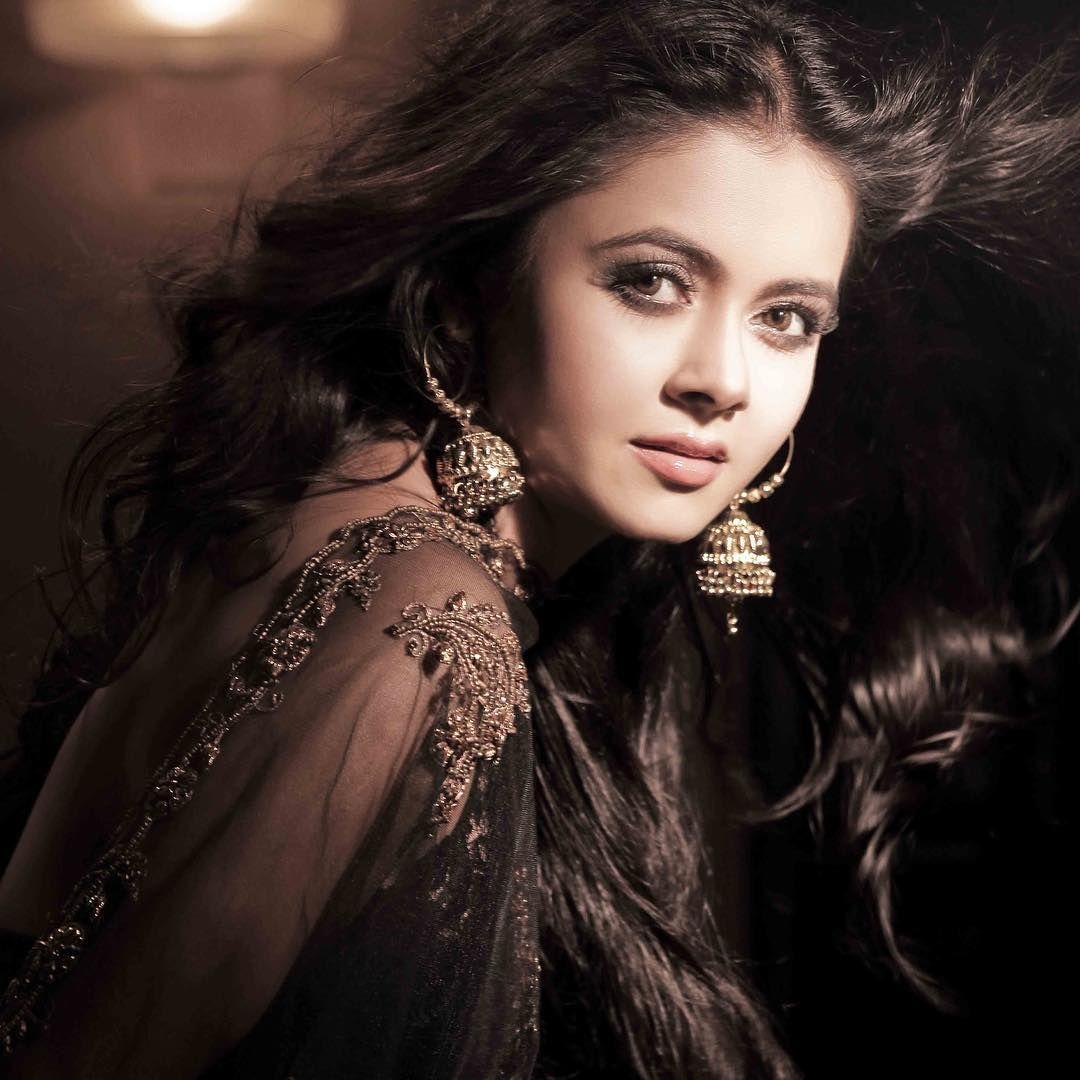 Devoleena Bhattacharjee aka Gopi Bahu Images Bold & Hot Pics Wallpapers