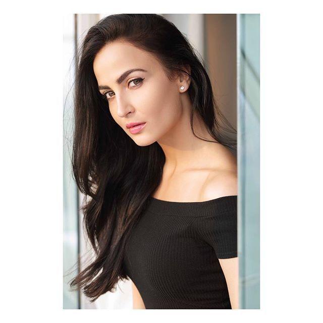 Gorgeous Beauty Elli AvrRam Latest HOT Unseen Photoshoot Stills