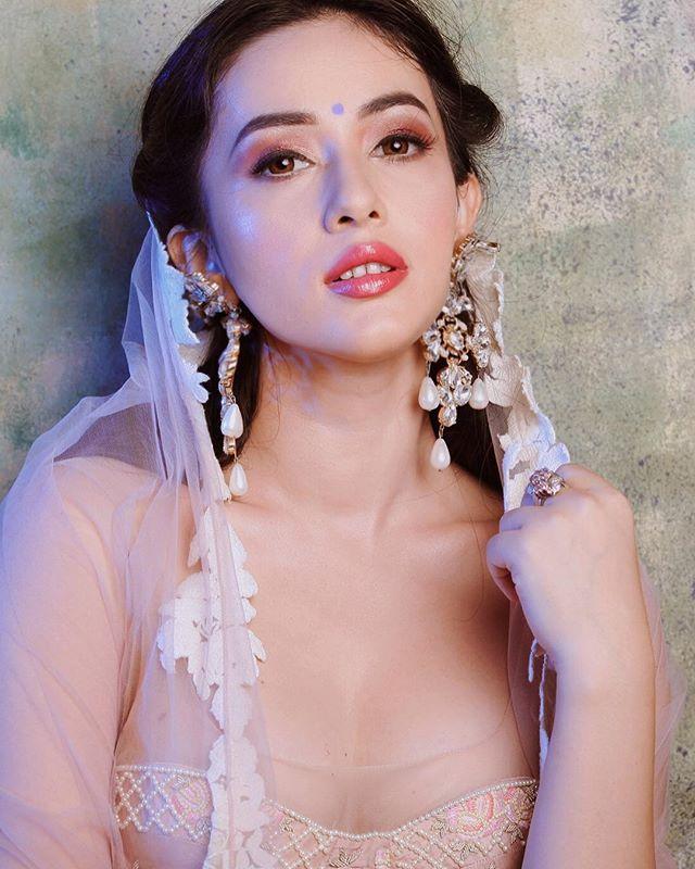 Hot And Sexy Nepali Model Actress Aditi Budhathoki Photos