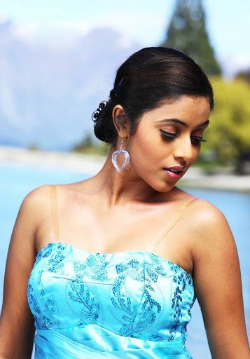 Tamil Actress NEVER SEEN Hot & Sexy Collection photos