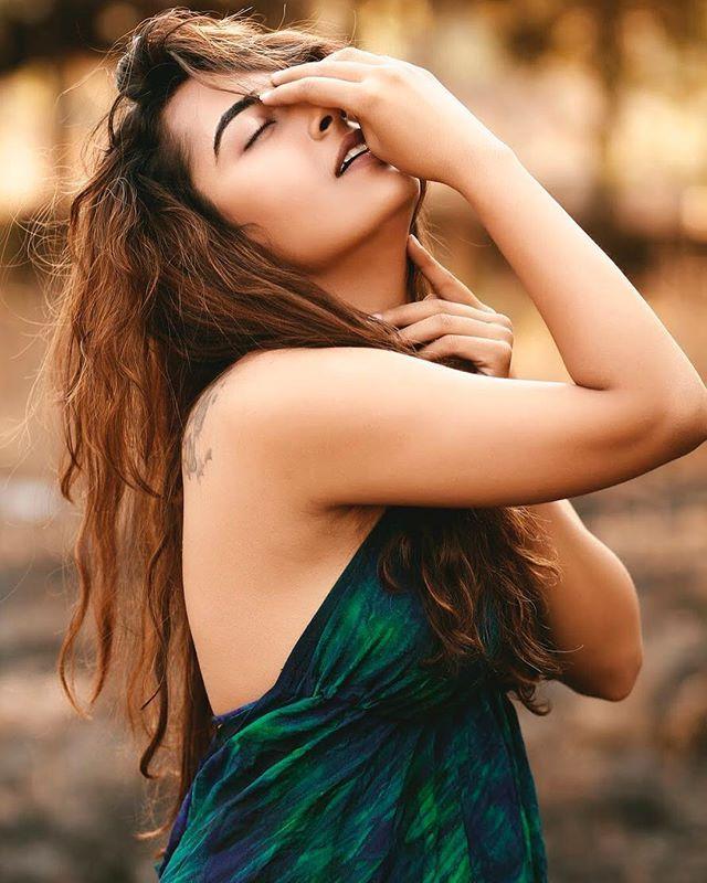 Jinal Joshi Latest Hot Photos are too Hot to Handle!