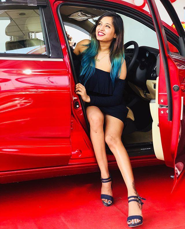 Kashish Chopra Hot Photos are too Hot to Handle!