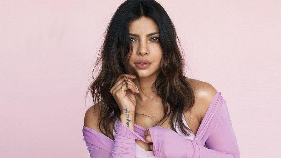 Priyanka Chopra Glamour Magazine Hot Photoshoot 2017