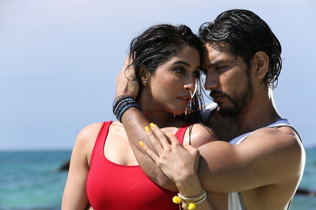 Regina Cassandra with her stunning beach babe looks in Mr Chandramouli