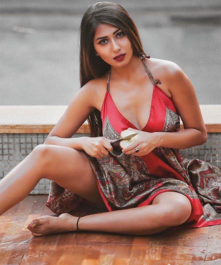 Ruma Sharma Hot Bikini Photoshoot Sexy Beach Ware