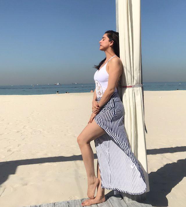 Shraddha Arya Photos See Her Beautiful Images & Hot Pics