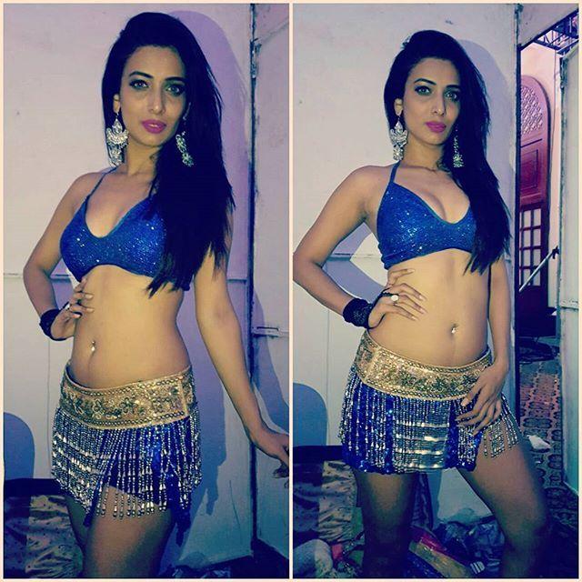 Stunning Actress Heena Panchal Never Seen Hot Photos Collection!