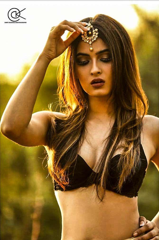 TV actress Karishma Sharma Latest Bold Photoshoot Stills