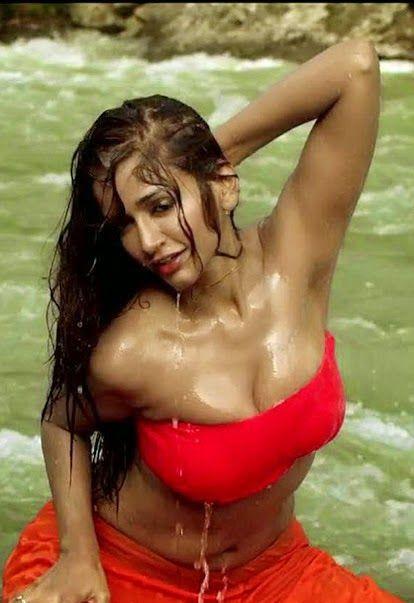 Telugu Actress Anaika Soti Hot & Spicy Stills