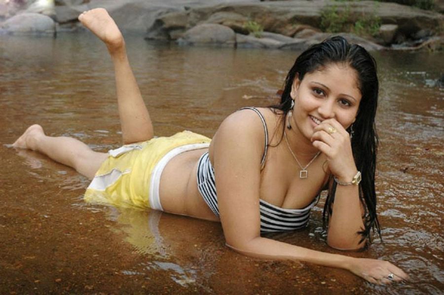 Telugu Heroines Hot Photos