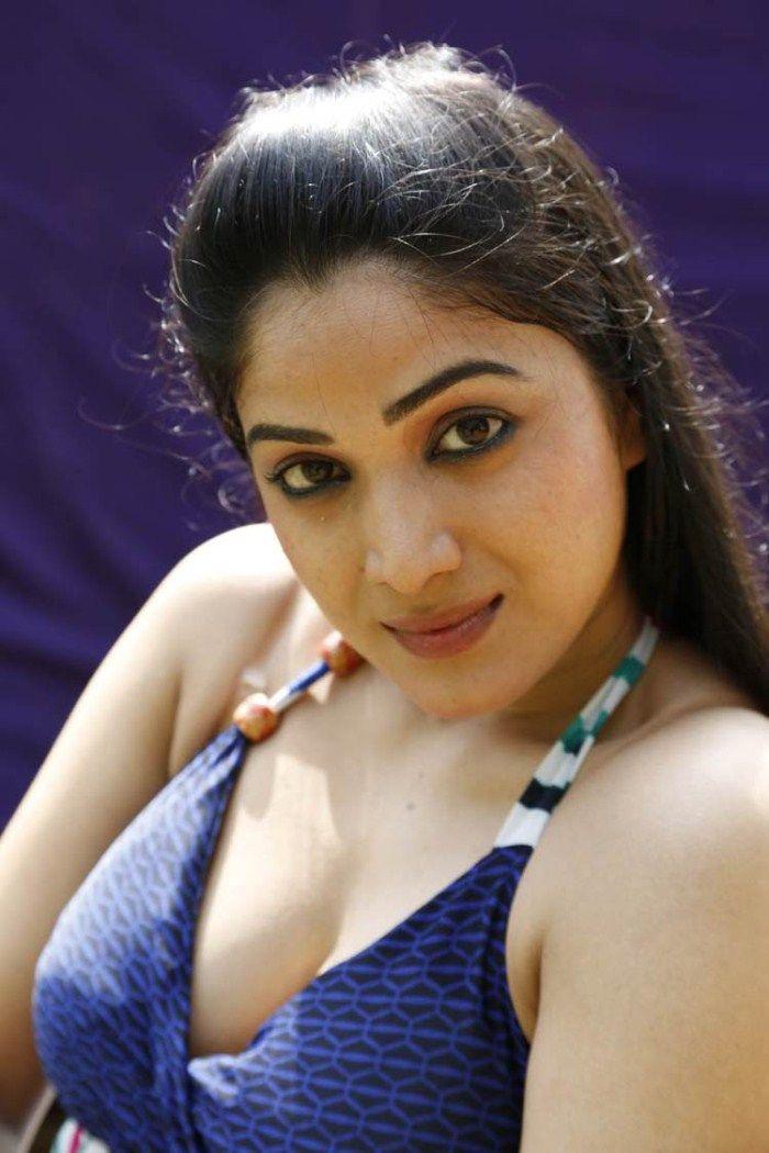 Actress Avanika Hot Pictures