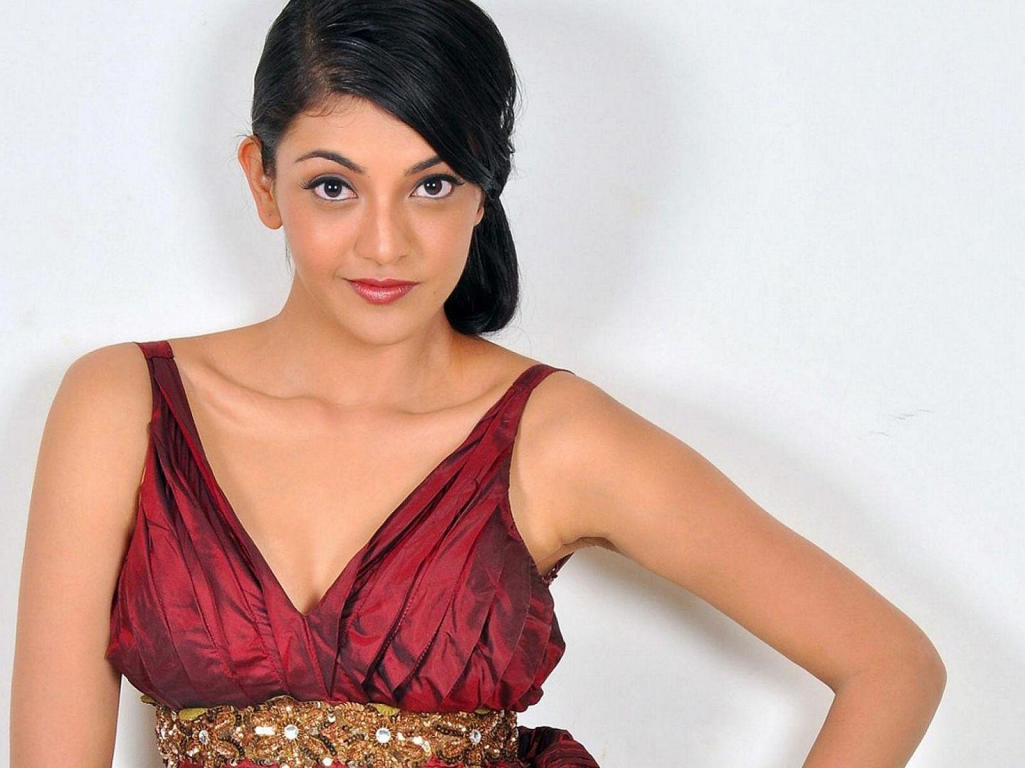 Actress Kajal Hot Unseen Photos