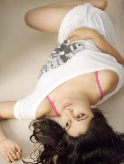 Actress Madhurima Hot Pictures