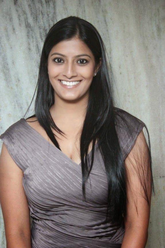 Actress Varalakshmi Hot Pics