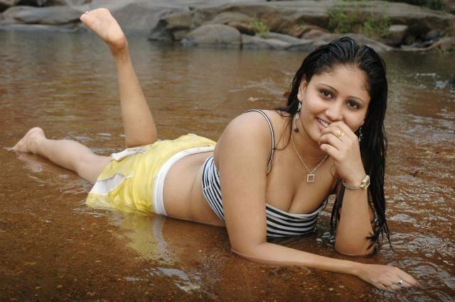 Amrutha Valli Hot Wallpapers