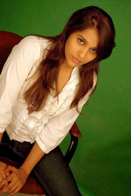 Anchor Reshma Hot Pictures