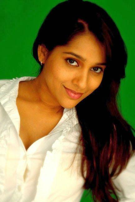 Anchor Reshma Hot Pictures