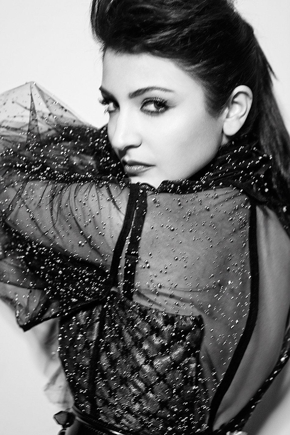 Anushka Sharma hot photoshoot