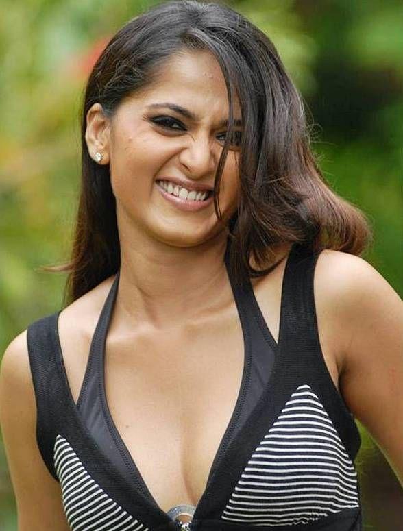 Anushka Shetty Hot Images