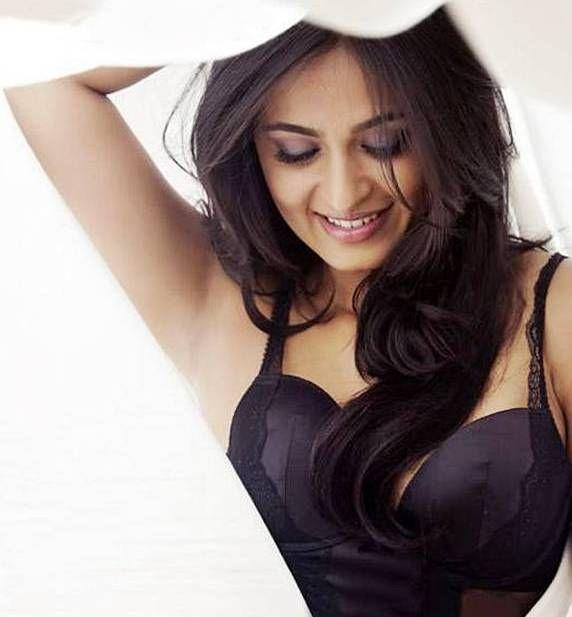 Anushka Shetty Hot Images