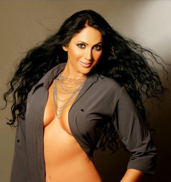 Bollywood Actress Bold Hot Photos