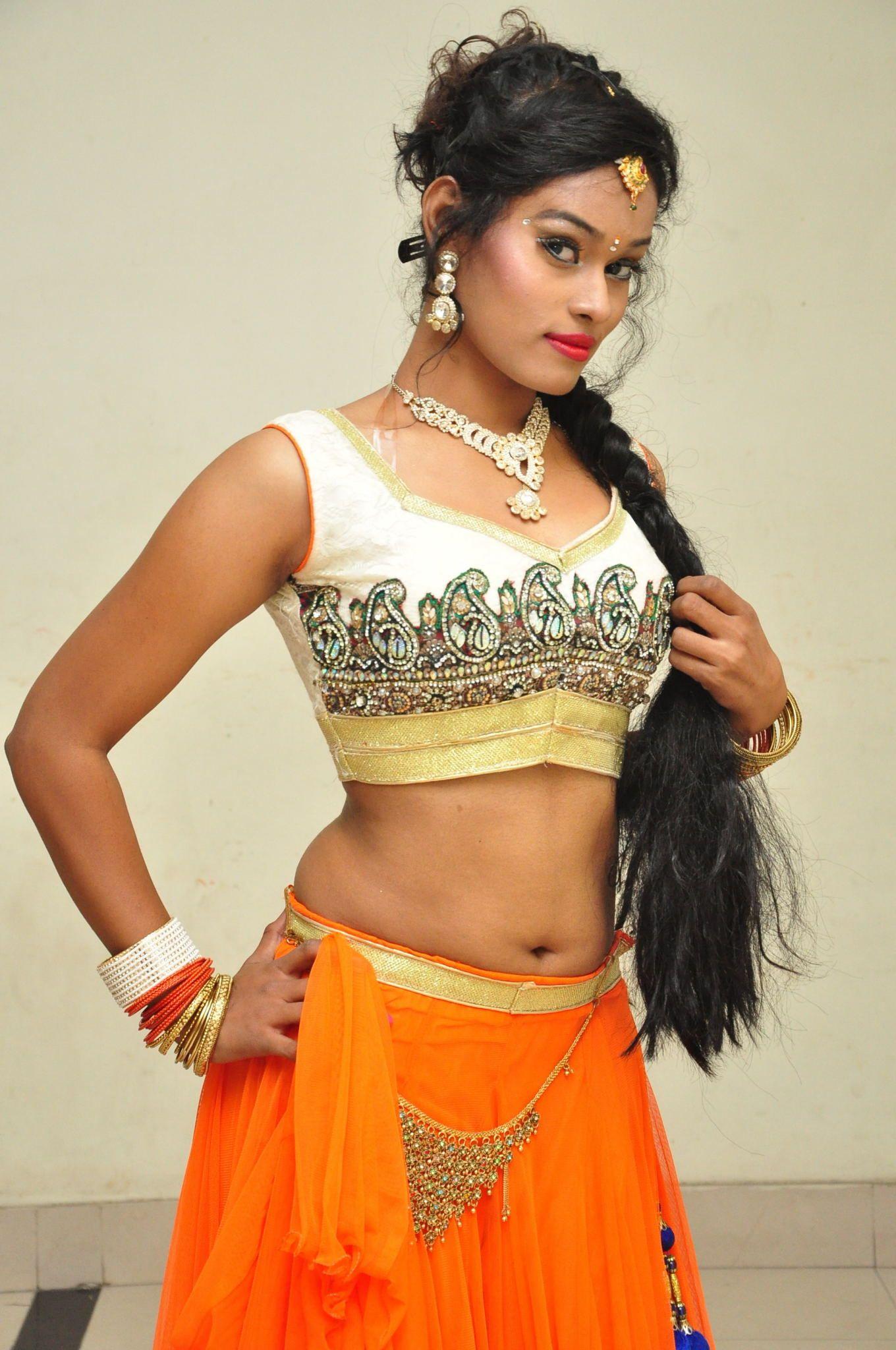 Dancer Nisha Sexy Photos