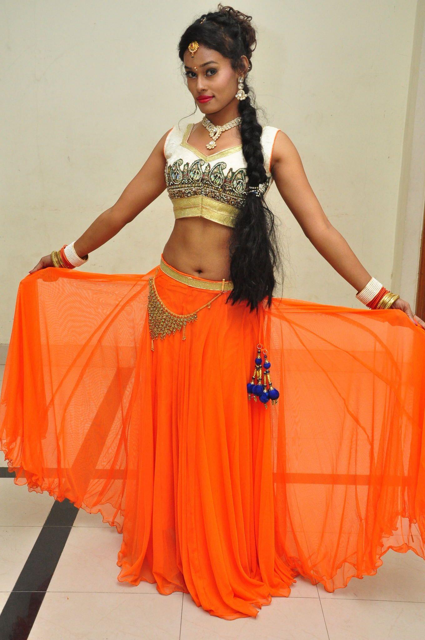 Dancer Nisha Sexy Photos