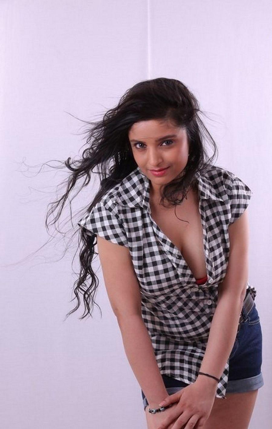 Divya Spicy Photos