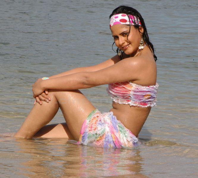 Farzana Hot Photo Pics