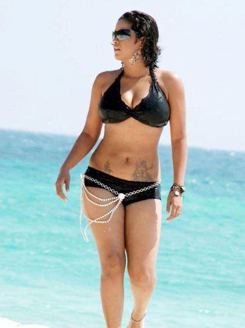 Indian Hot Actresses in Swimsuit Pictures