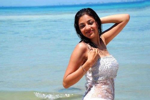 Kajal Agarwal Hot Navel Images