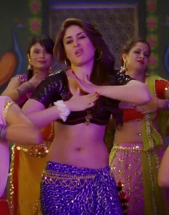 Kareena Kapoor Hot Dance Stills