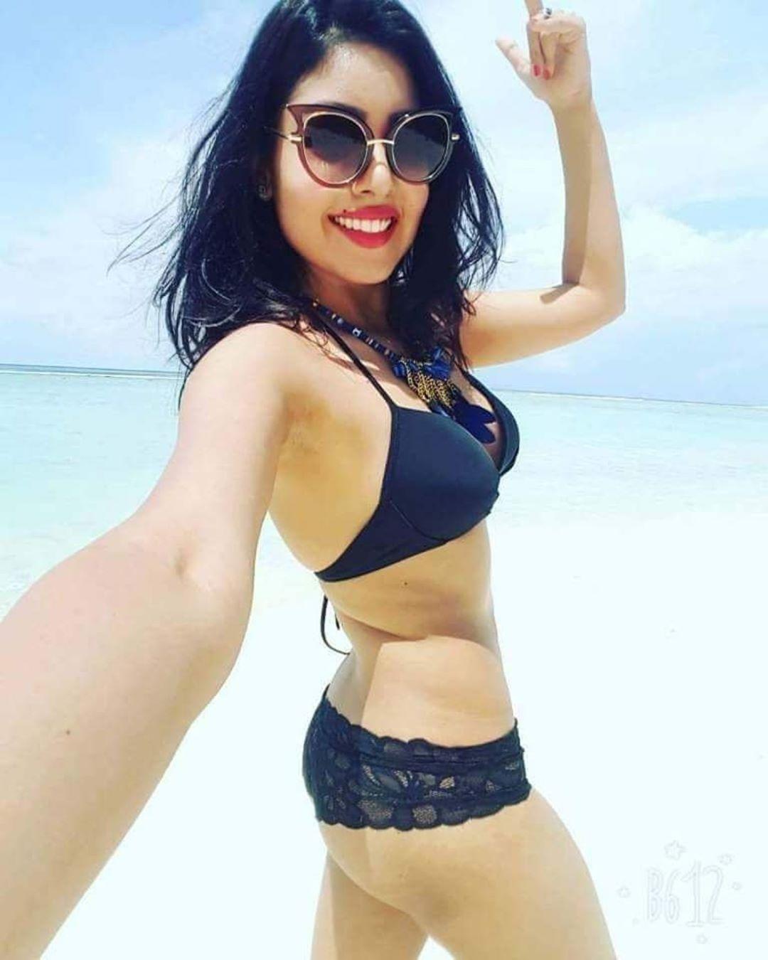 Komal Jha Unseen Hot & Spicy Bikini Pictures that Will Steal Your Heart