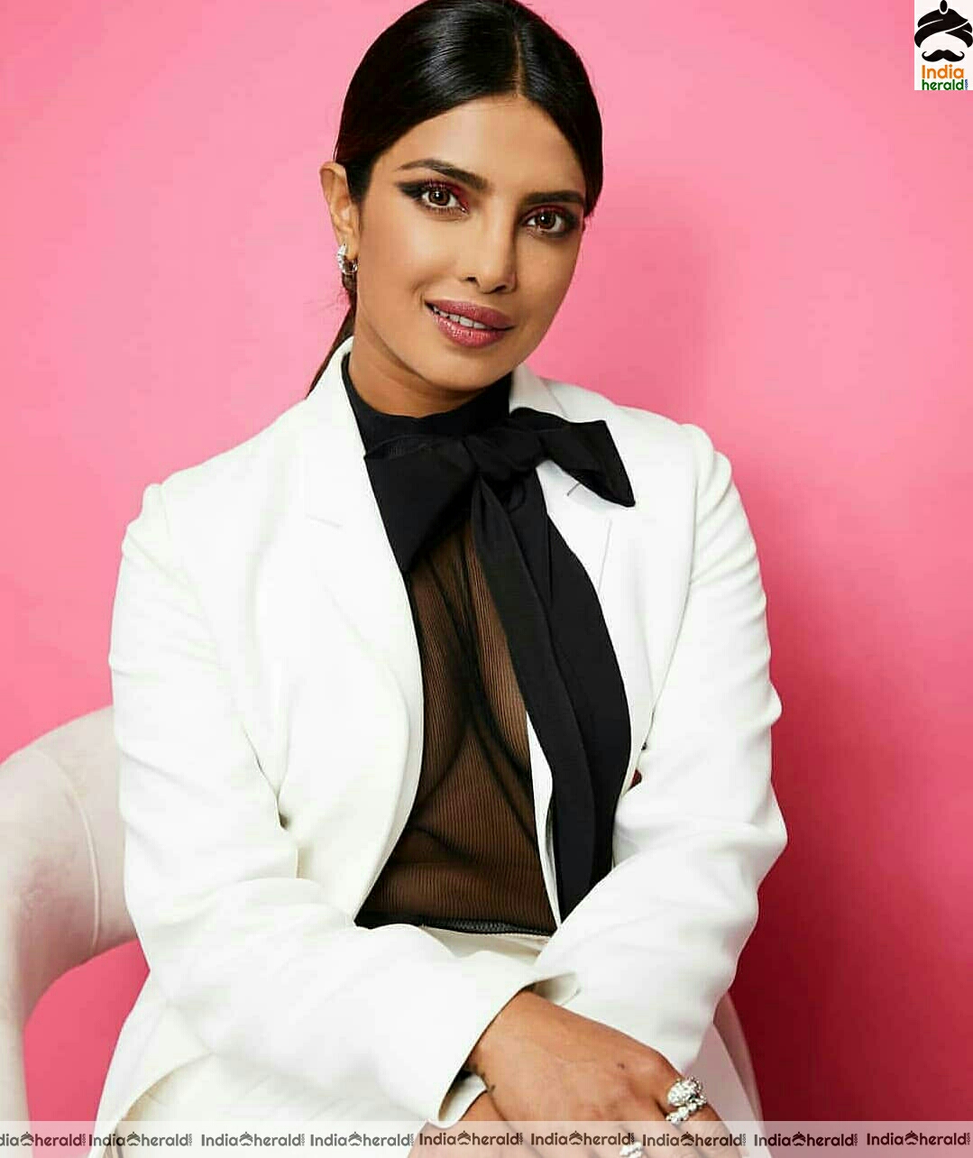 Priyanka Chopra Sizzling Hot Clicks