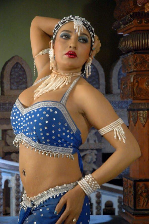 Ramya Sri Hot Navel Pictures