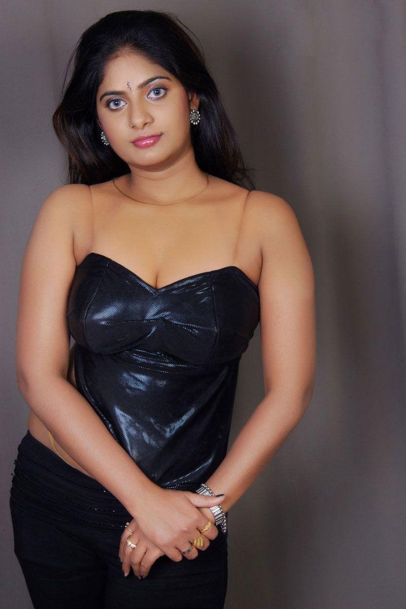 Reethu Reddy Hot Photoshoot