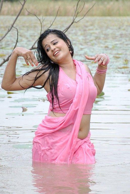 Roopa Kaur Hot Photos