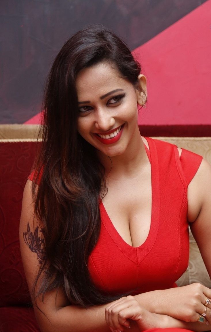 Sanjana Singh Latest Hot Stills