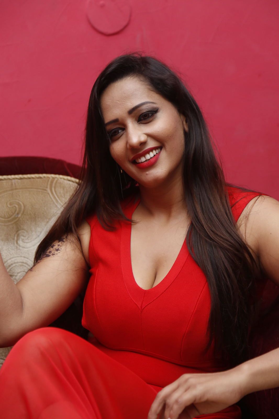 Sanjana Singh Spicy Pics