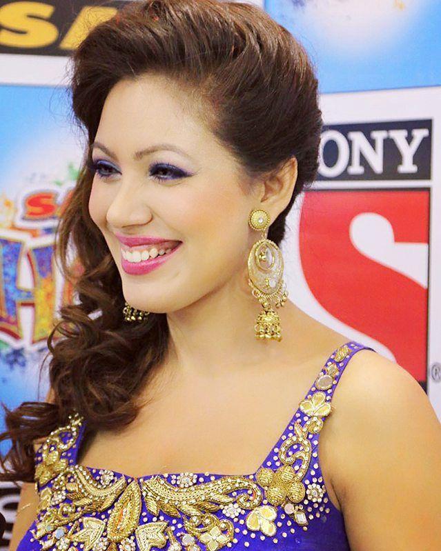 See Babita Ji aka Munmun Dutta Photos are So Beautiful & Natural