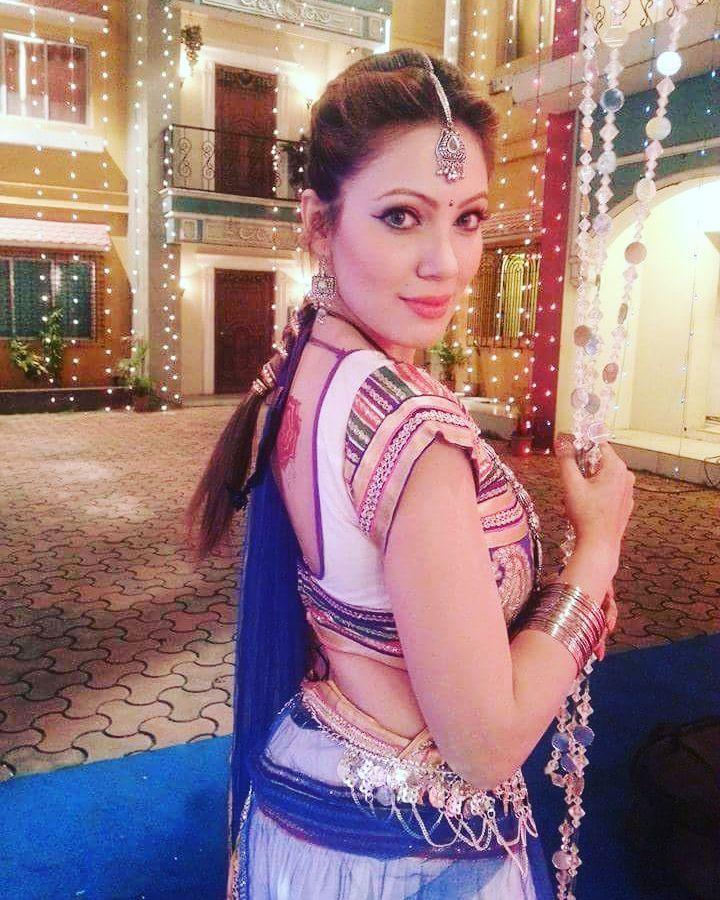 See Babita Ji aka Munmun Dutta Photos are So Beautiful & Natural