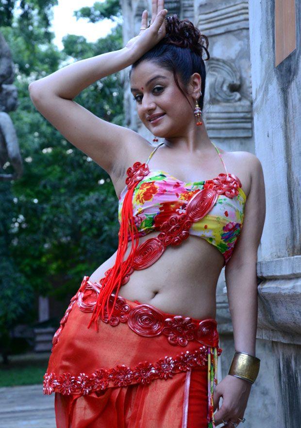 Sonia Agarwal Hd Nude Photos Com - Sonia Agarwal Hot Sexy Pics