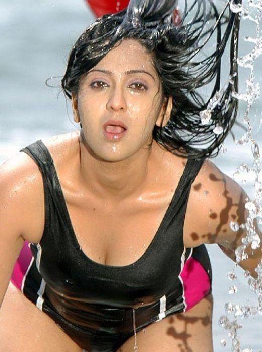 South Indian Actress Bikni Hot Photos