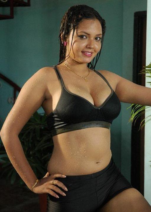 South Indian Actress Bikni Hot Photos