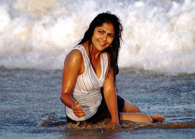 South Indian Actress Bikni Hot Photos