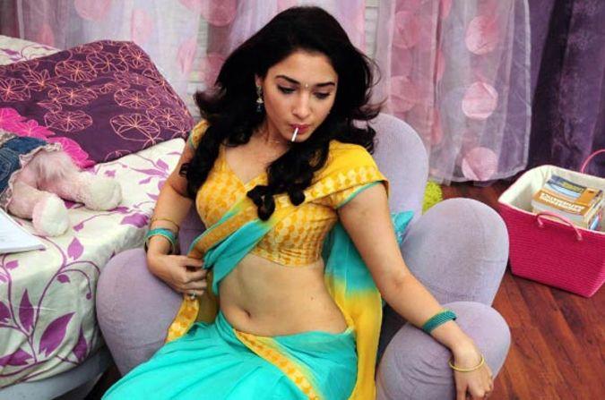 South Indian Actress Hot Navel HD Pictures